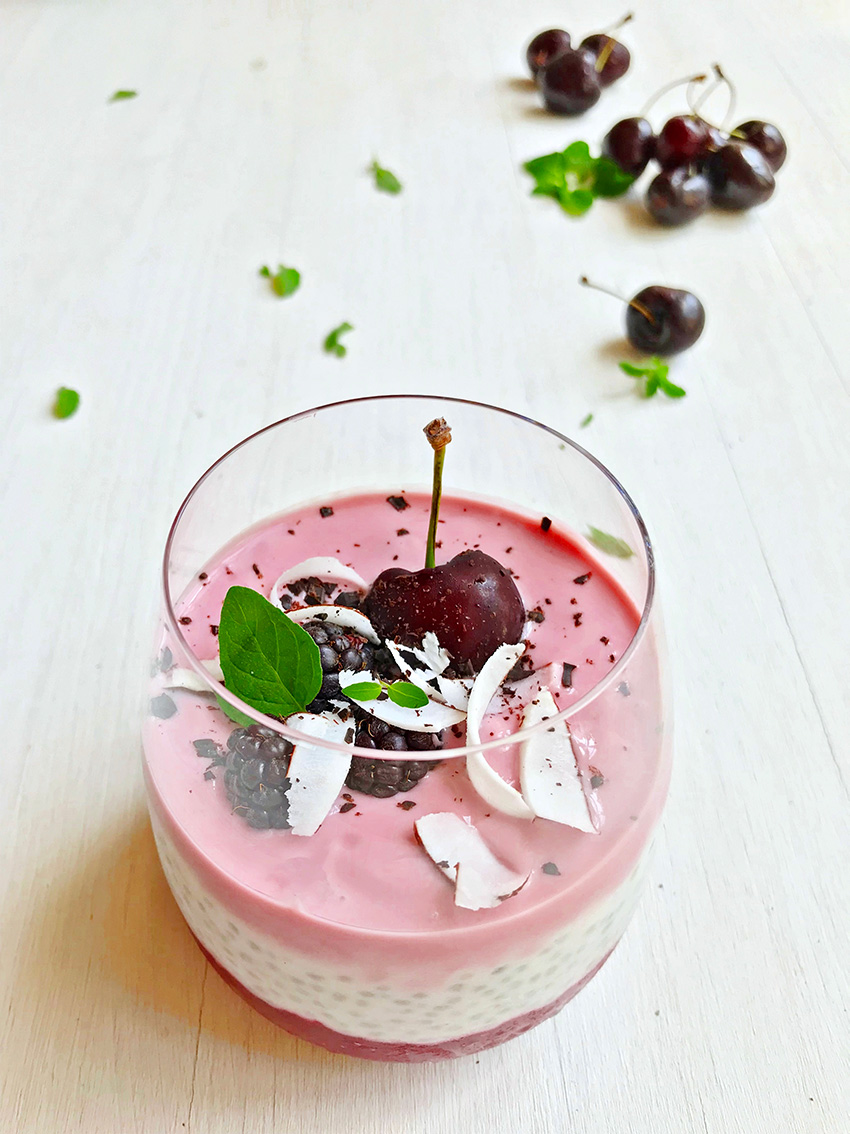 Bowl-de-frutos-Vermelhos-e-Chocolate-Negro
